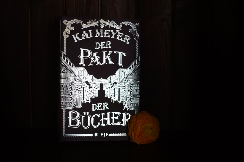 Der Pakt der Bücher im Dunkeln, Foto: Wiebke Tillenburg